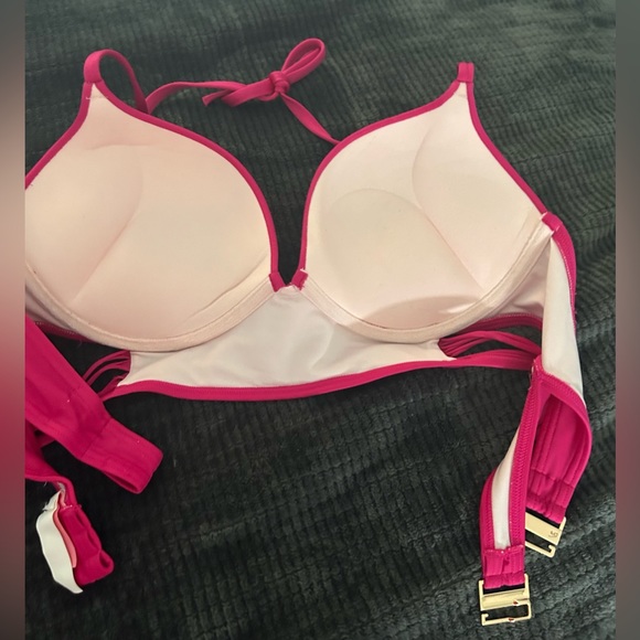 Victoria’s Secret The Bombshell” halter top bikini top size 32 D - Picture 3 of 7